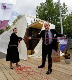 Ursula Heinen Esser und Dr Andreas SchÃ¼tte