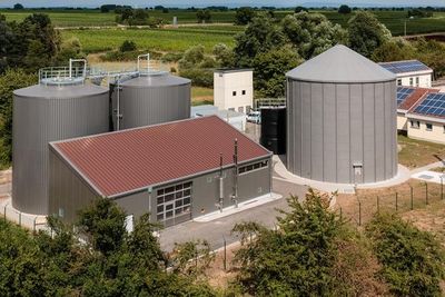 Die zweistufige Hochlastfaulung in Edenkoben erlaubt es, die Kläranlage flexibel an die hohe Abwasserfracht während der Weinlese anzupassen