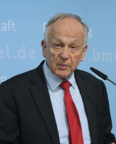 Dr. Hermann Onko Aeikens