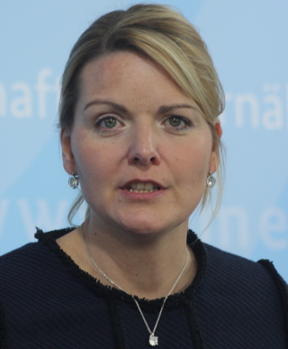 Christina Schulze Föcking